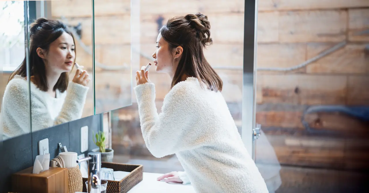 【40代・50代向け】韓国コスメのメリットとデメリットは？選び方のポイントも解説